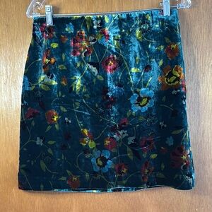 NWT LOFT Mini multicolor velvet skirt SZ 4